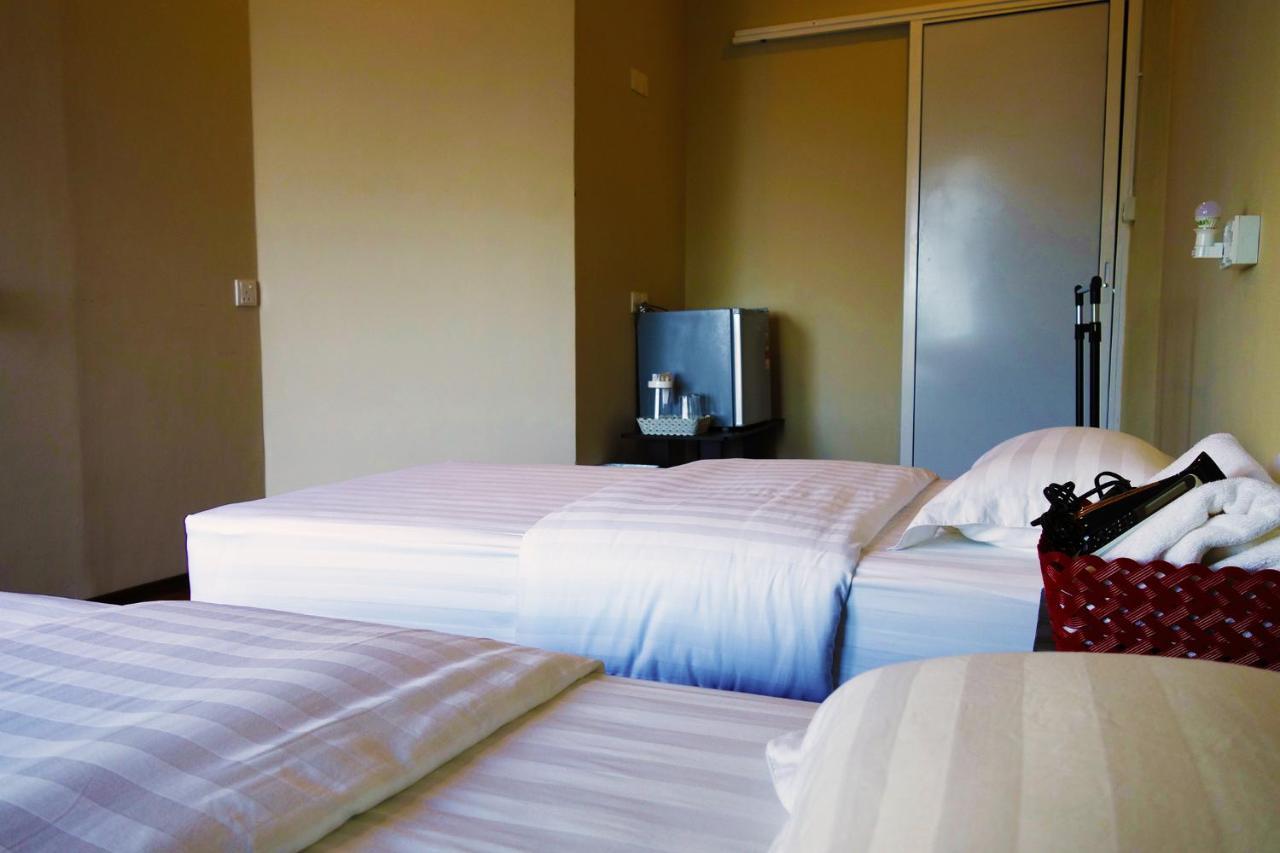 Ae Semporna Guesthouse 极潜旅店 Bagian luar foto