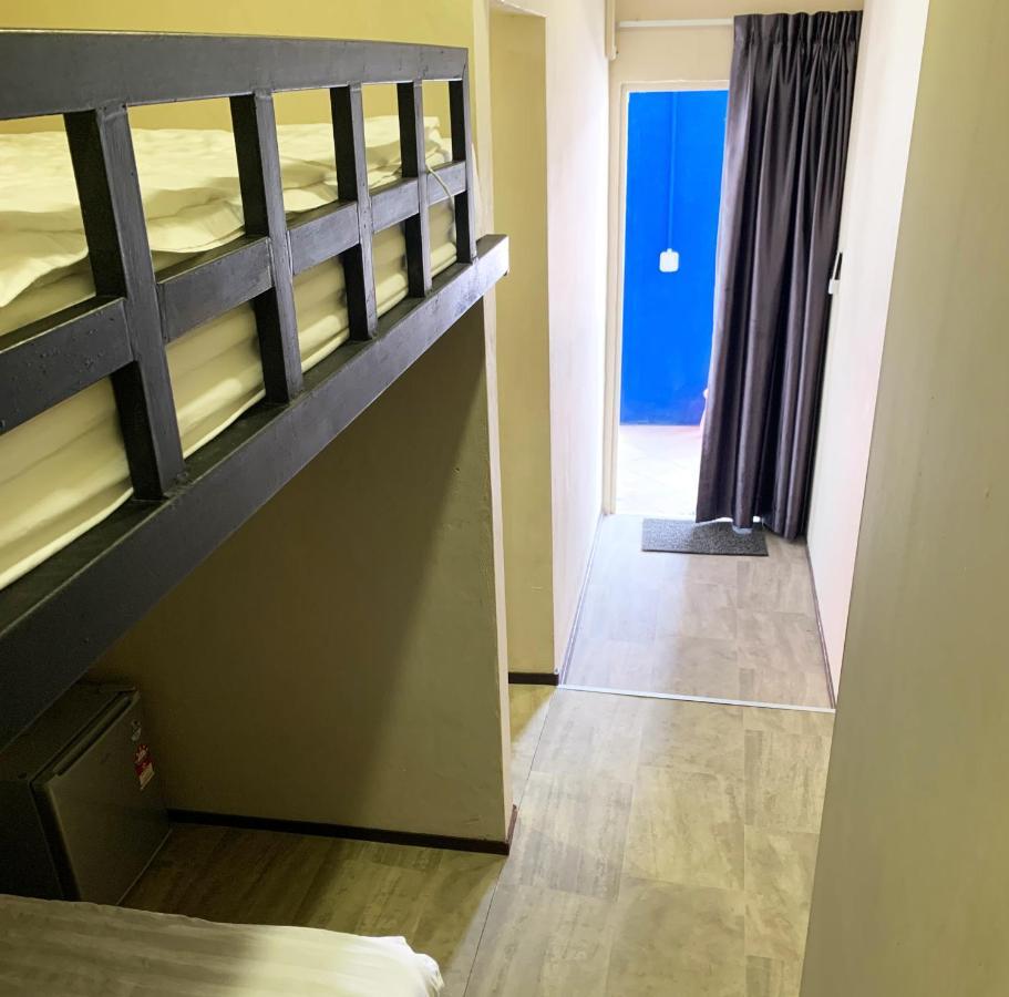 Ae Semporna Guesthouse 极潜旅店 Bagian luar foto