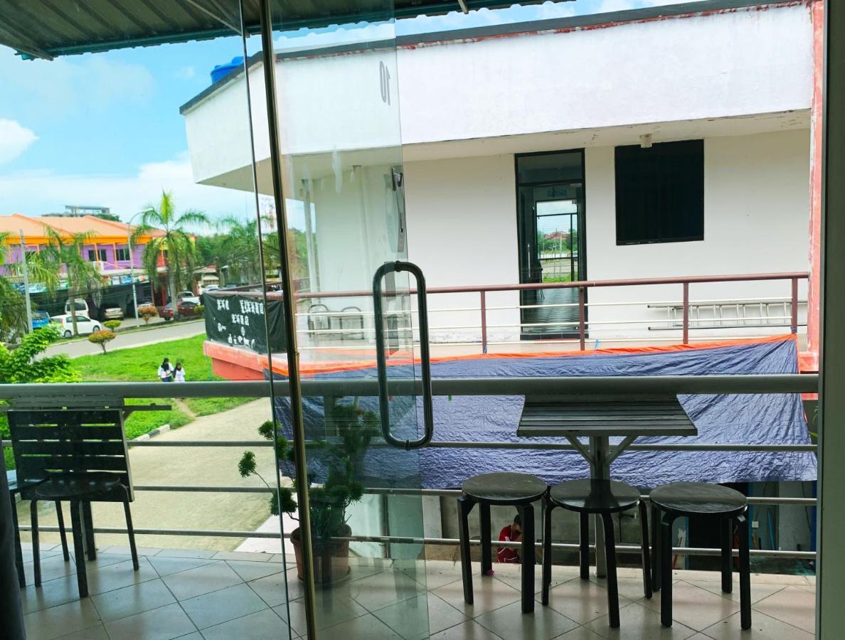 Ae Semporna Guesthouse 极潜旅店 Bagian luar foto
