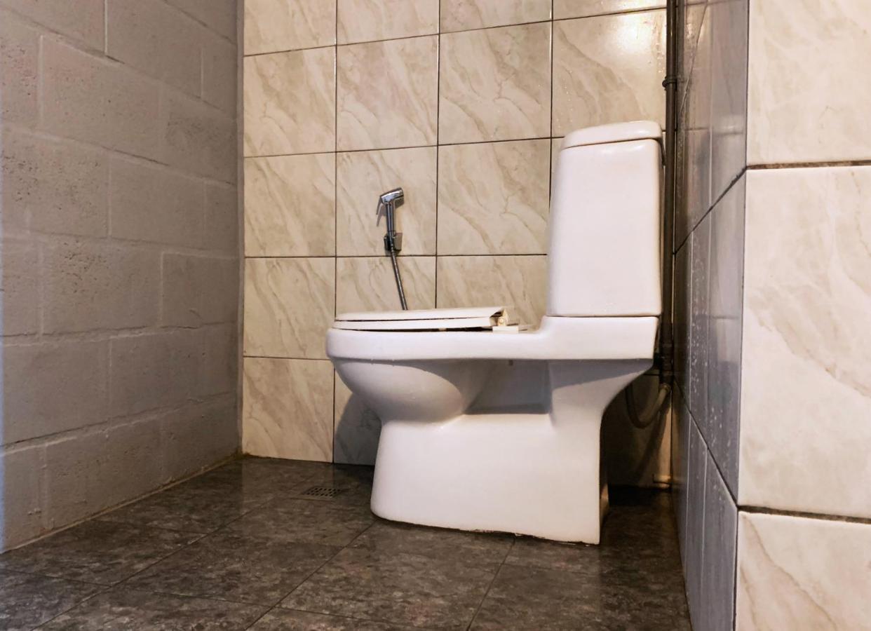 Ae Semporna Guesthouse 极潜旅店 Bagian luar foto