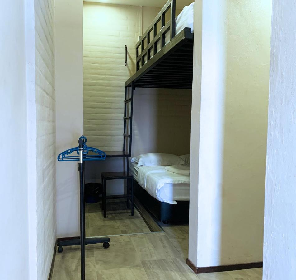 Ae Semporna Guesthouse 极潜旅店 Bagian luar foto